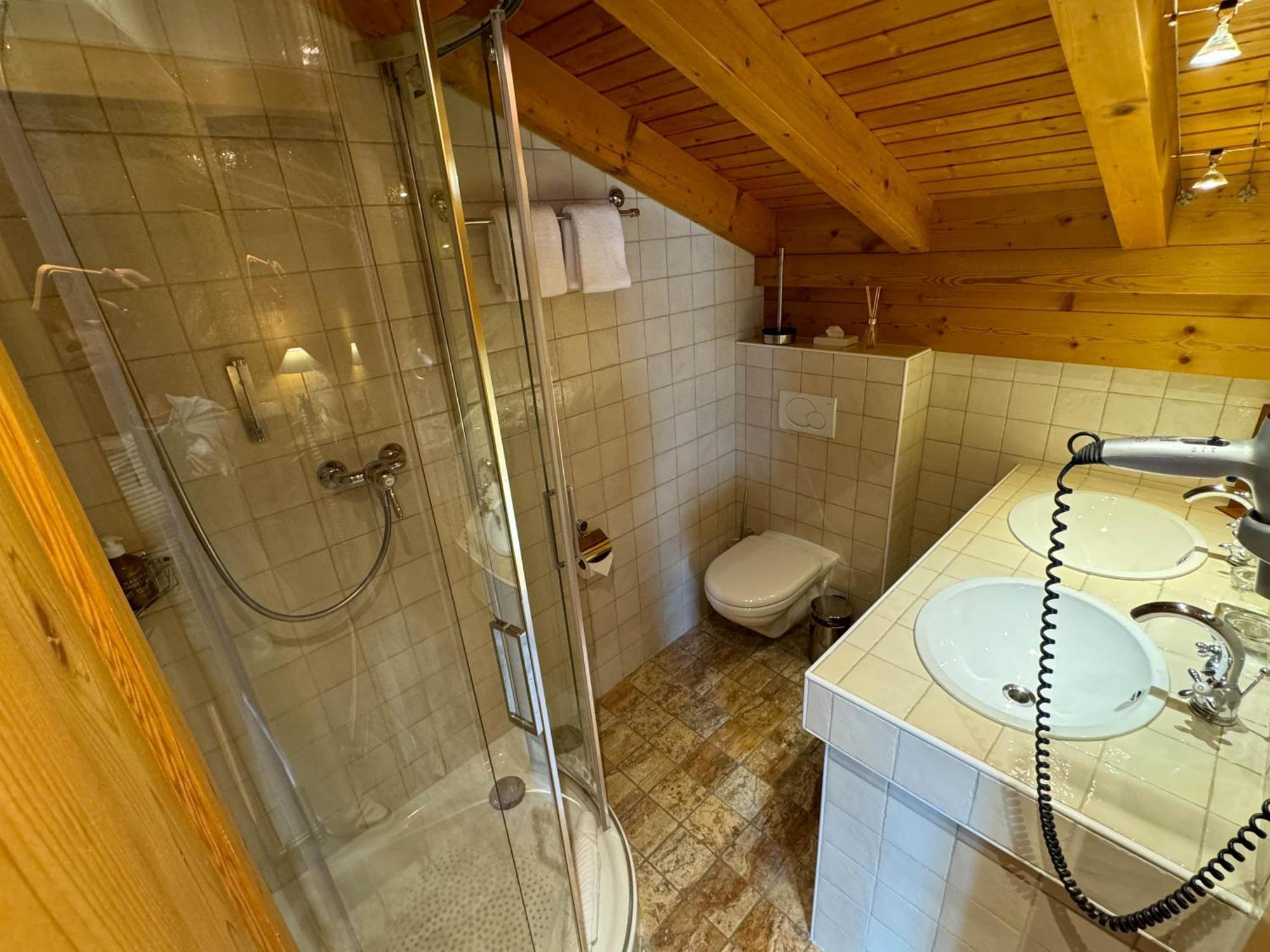 וורבייה Le Chalet De Flore מראה חיצוני תמונה
