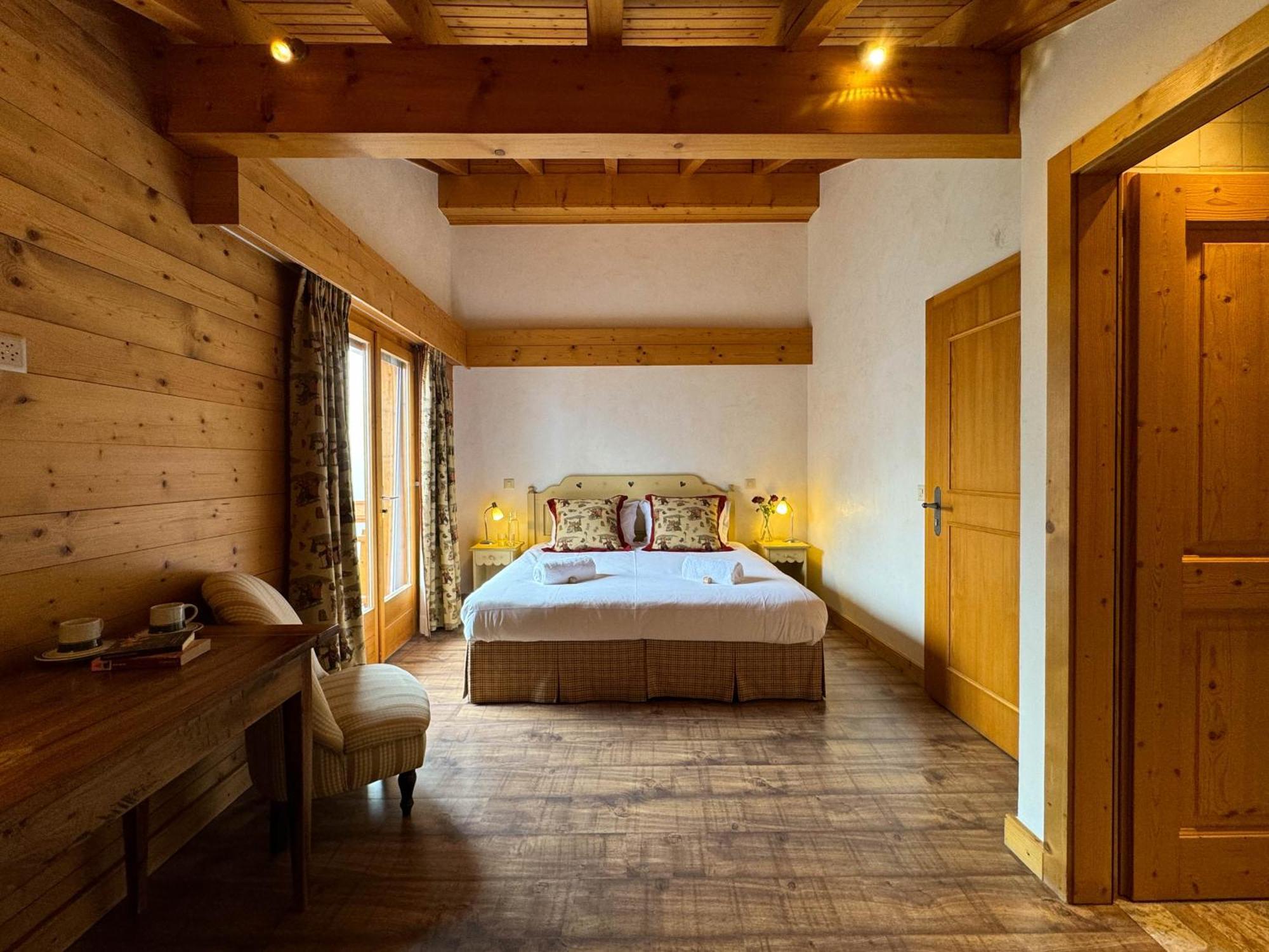 וורבייה Le Chalet De Flore מראה חיצוני תמונה
